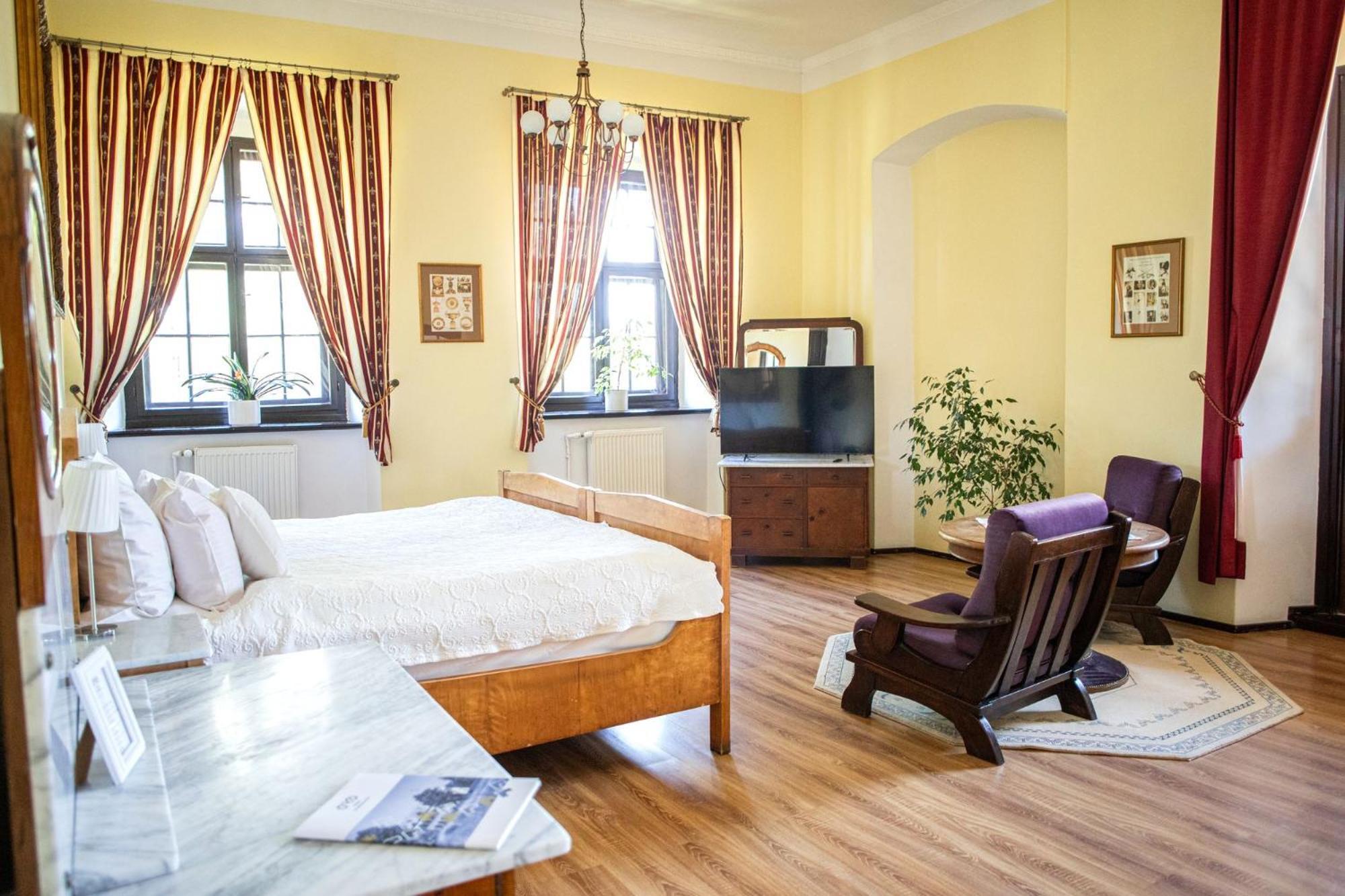 Palac Krobielowice Katy Wroclawskie Ngoại thất bức ảnh